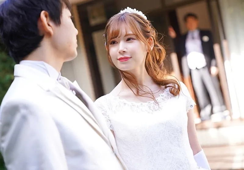 Bố chồng yêu nện vợ sắp cưới của con trai ngay sau lễ cưới của con trai