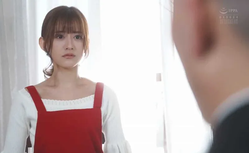 Vợ yêu bán thân thanh toán khoản nợ cho ông chồng suốt một năm mà chồng yêu không hề hay biết